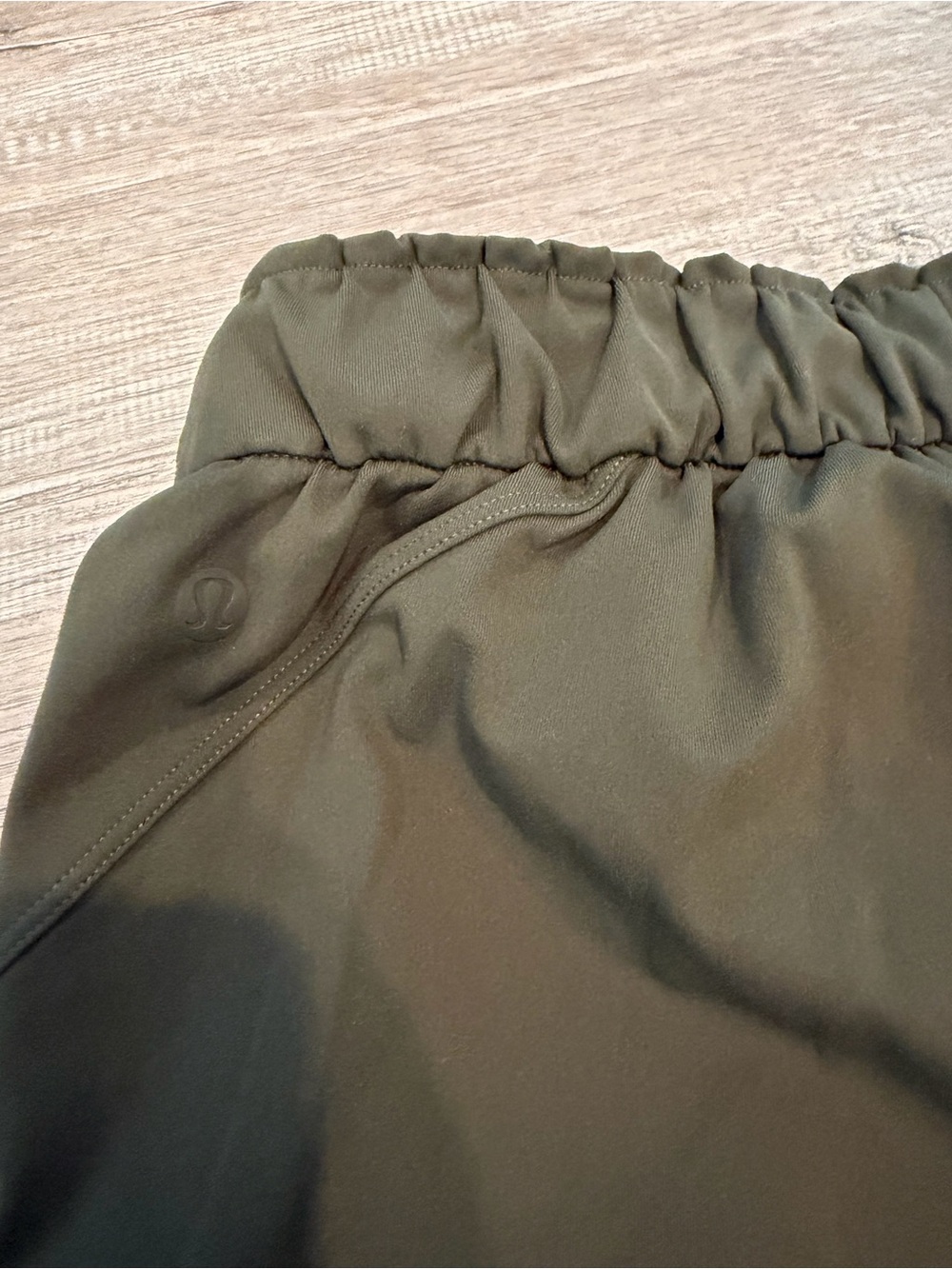 Women’s Olive Green Lululemon Joggers. Size 4